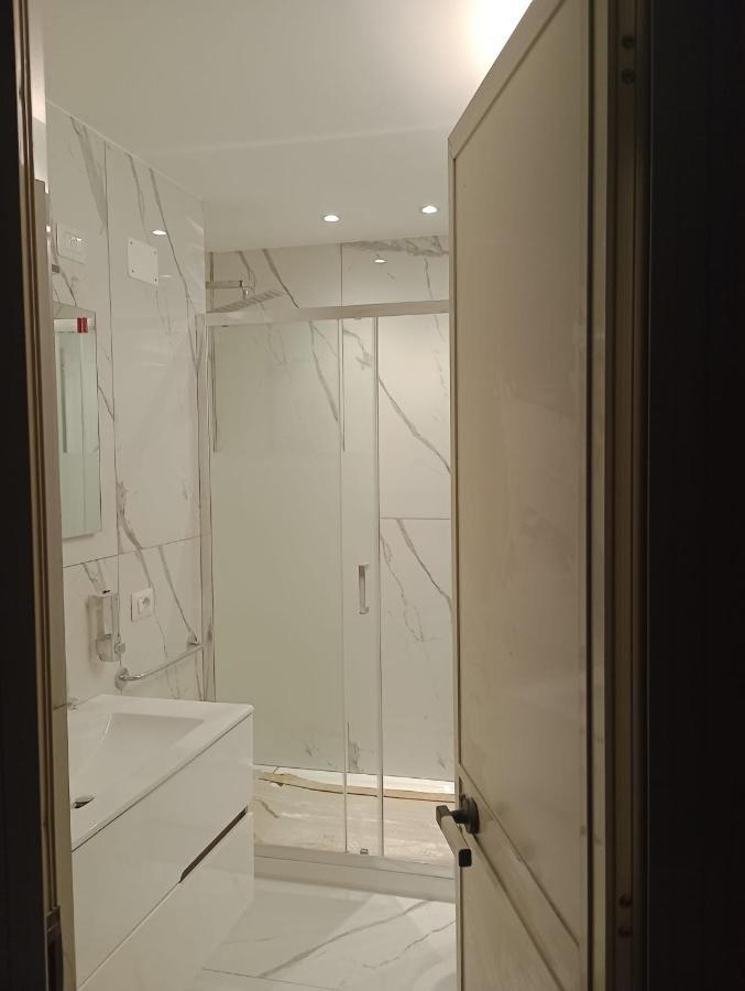 Hotel Centrale Europa คาตาเนีย ภายนอก รูปภาพ