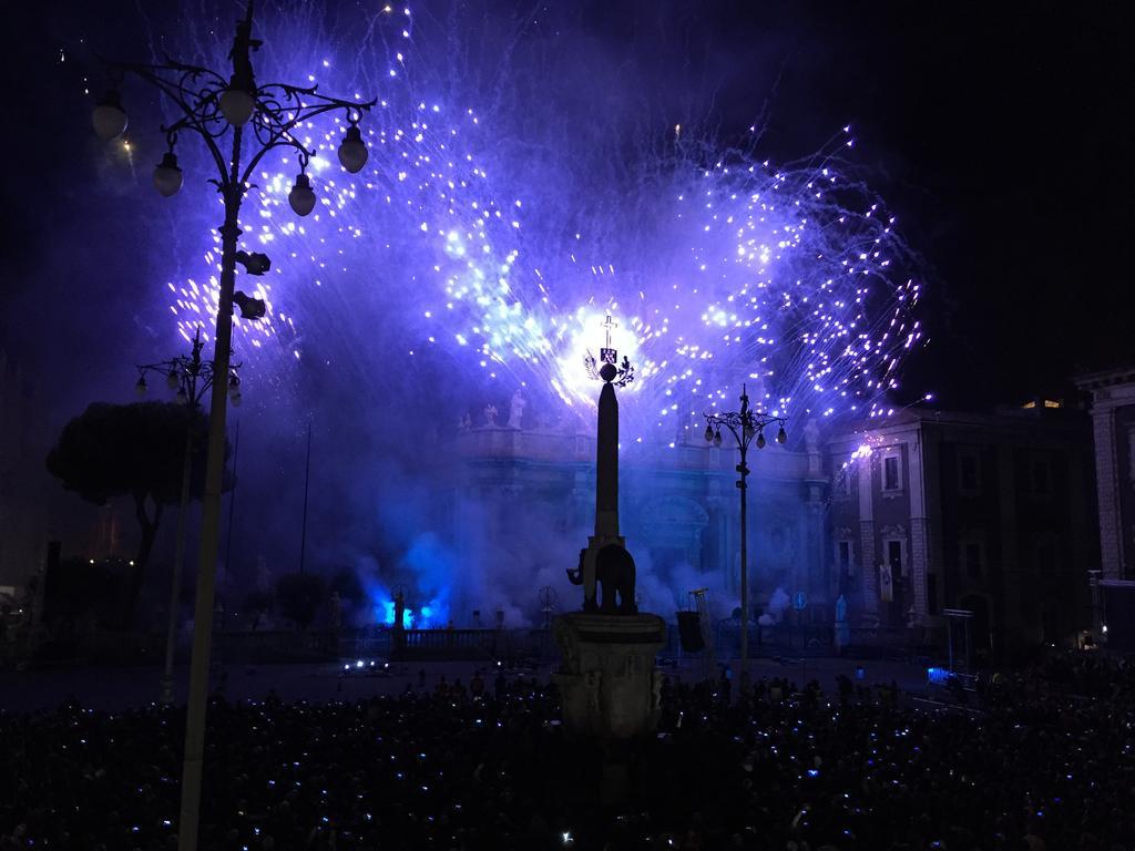 Hotel Centrale Europa คาตาเนีย ภายนอก รูปภาพ